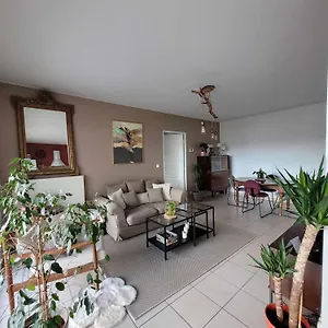 Gerland T2 Standing - Balcon - Parking Prive Souterrain Appartement